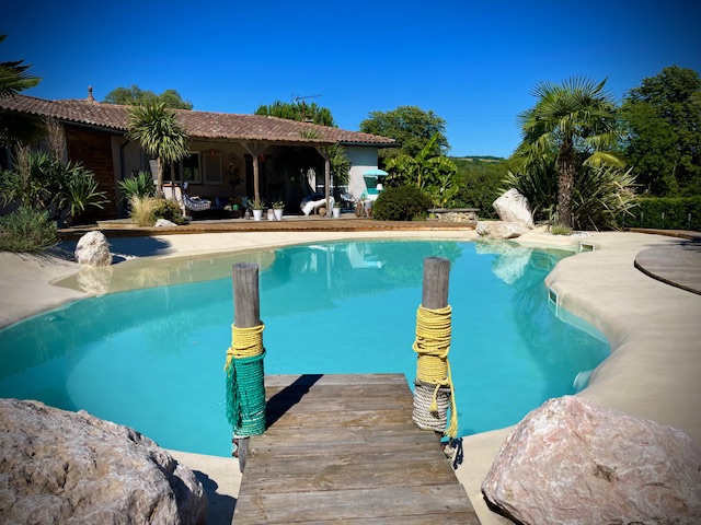 Piscine Lagon réalisée à Lamazère (32), Piscines Initiales