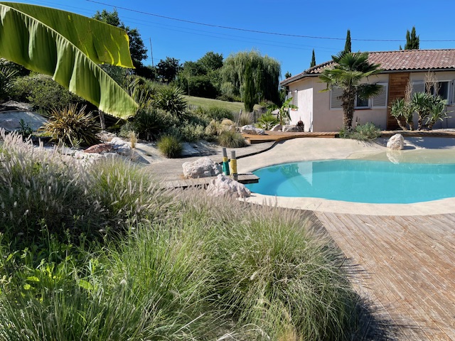 Piscine Lagon réalisée à Lamazère (32), Piscines Initiales